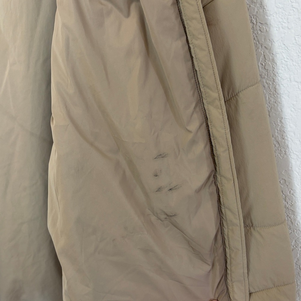 Lululemon Quilted Puffer Jacket Size 6 Neutral Tan Cropped - Picture 6 of 7